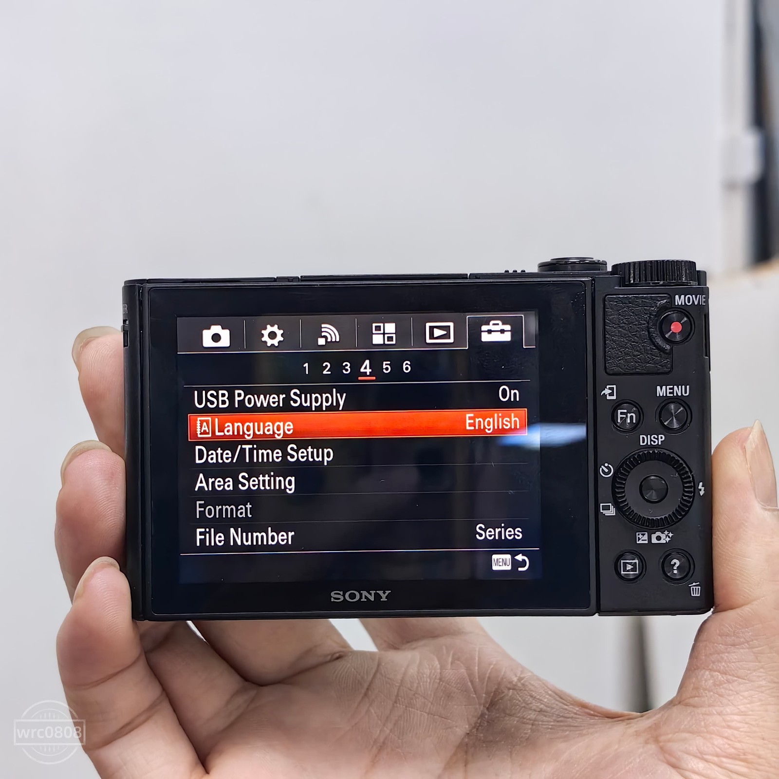 SONY Cyber-shot DSC-HX90 Flip Screen 18.2MP 30x Optical Zoom Digital Camera