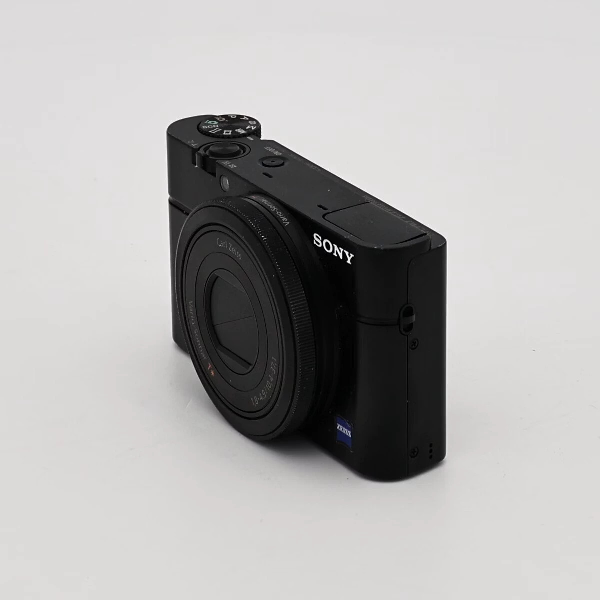 Sony RX100 I M1 Digital Camera 20.2MP 3.6x Optical Zoom High Dynamic Range (HDR)