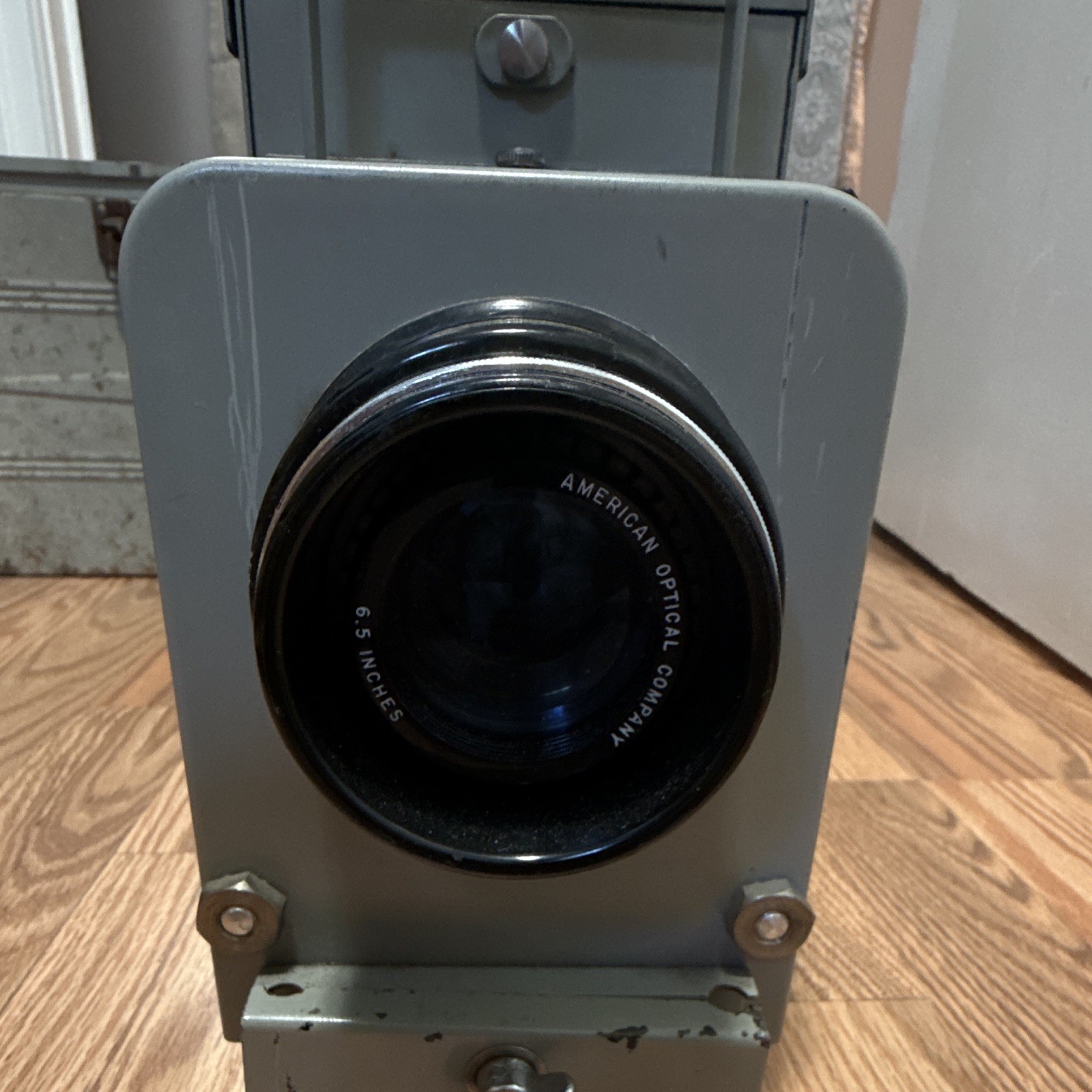 American Optical Co Type IC/GPJ-IAO Desktop Lantern Slide Projector Gray