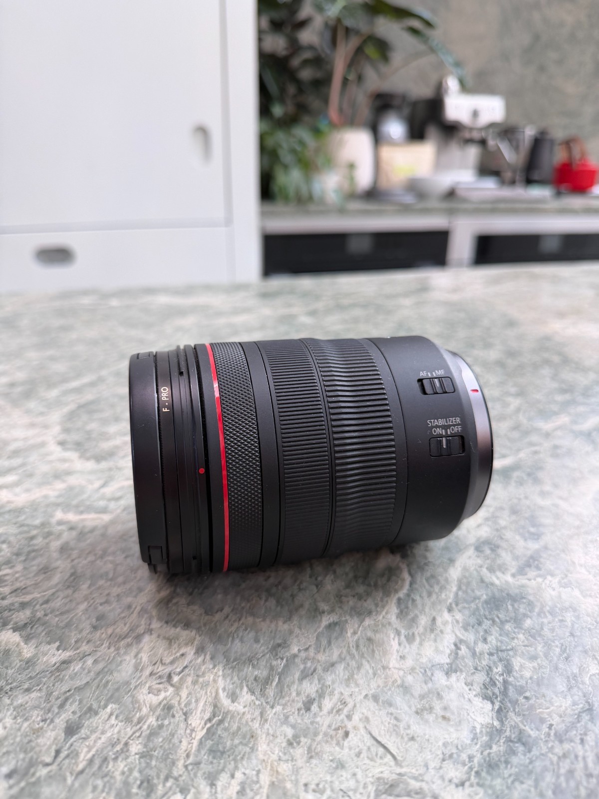 Canon EOS R + Canon RF 24-105mm f/4 L IS USM zoom lens (excellent condition)