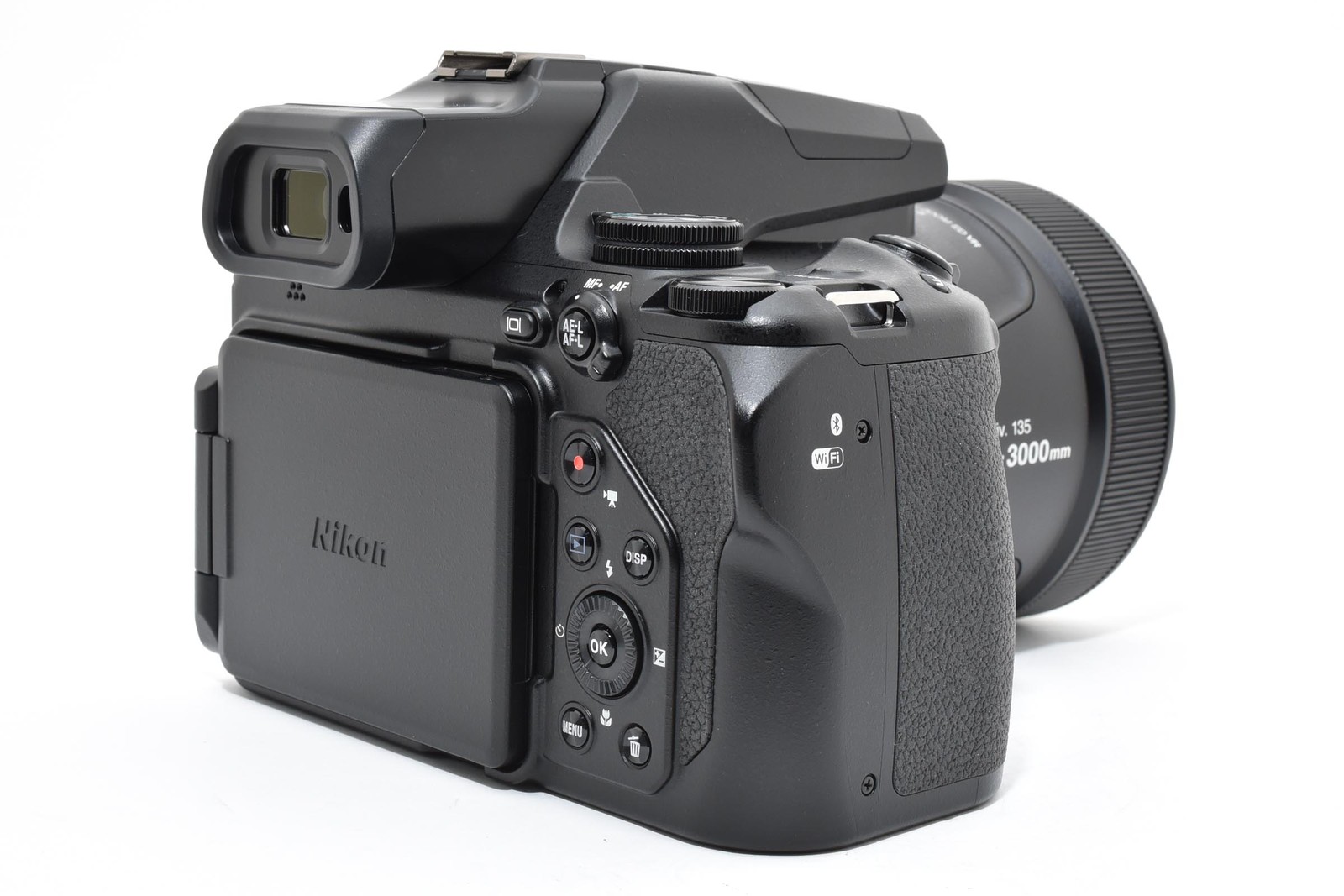 [Almost Unused] Nikon COOLPIX P1100 Telephoto Zoom Digital Camera Japanese only