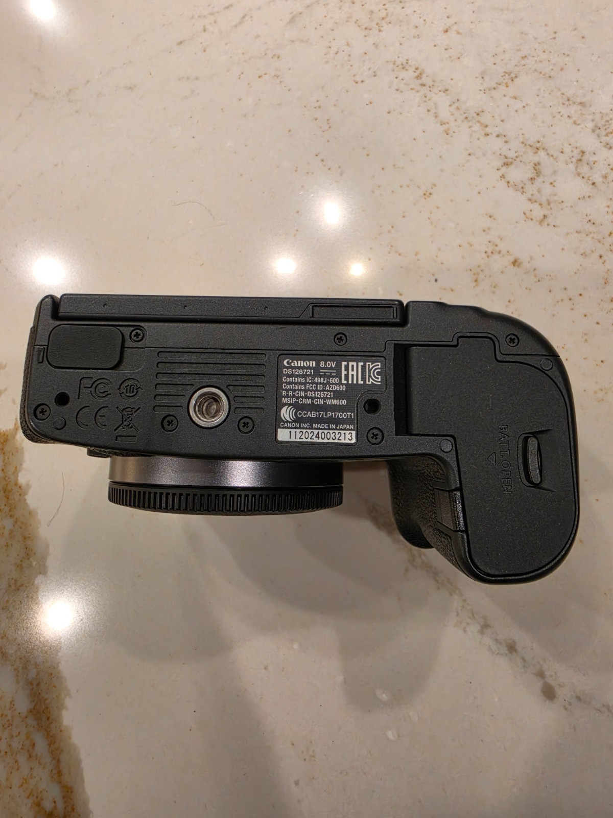 Canon EOS R 30.3MP Digital Camera Body, and Accessories ULTRA LOW SHUTTER COUNT
