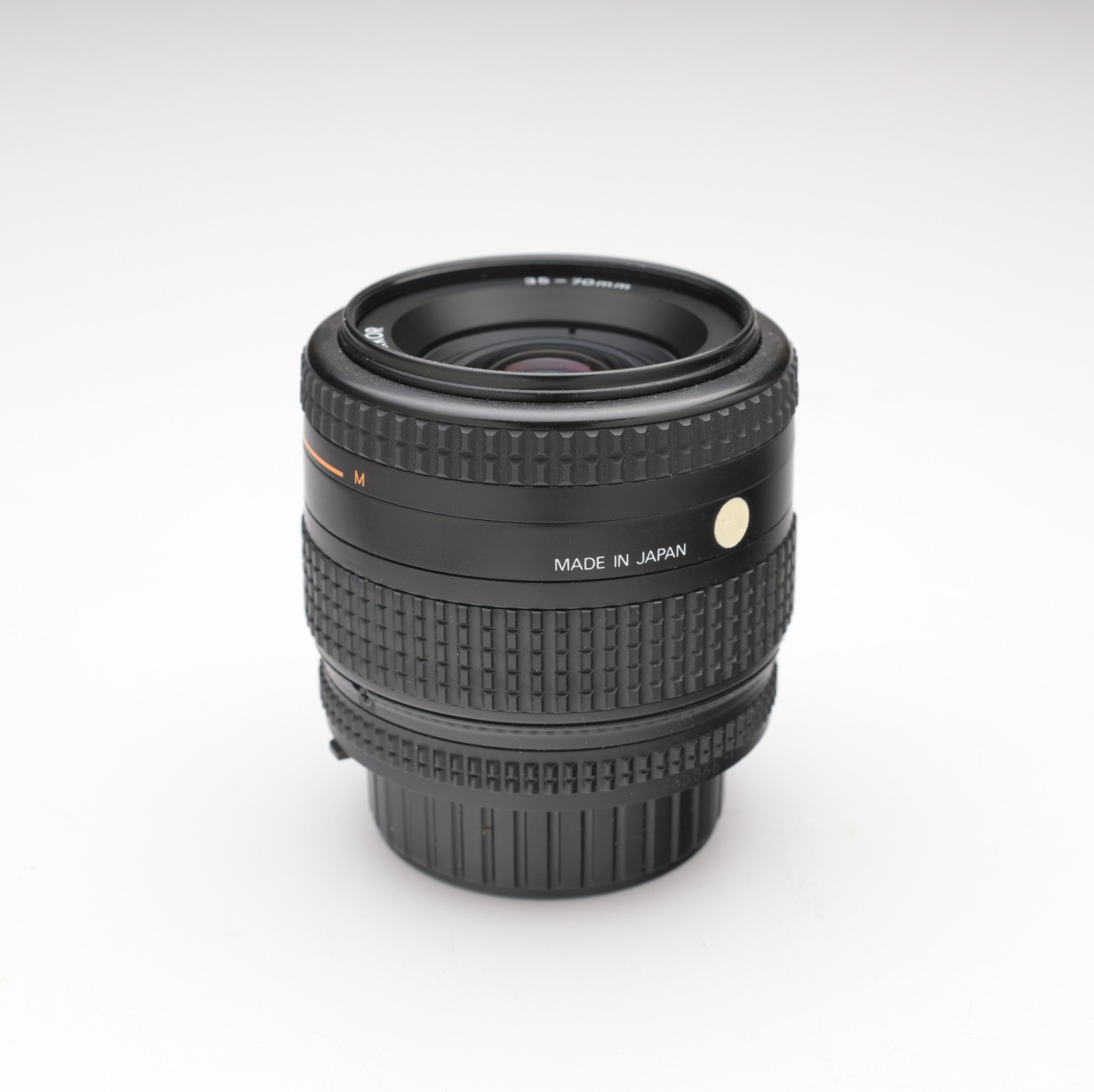 NIKON AF Nikkor 35-70mm f3.3-4.5 F-mount Zoom Lens w/ Caps Later Version