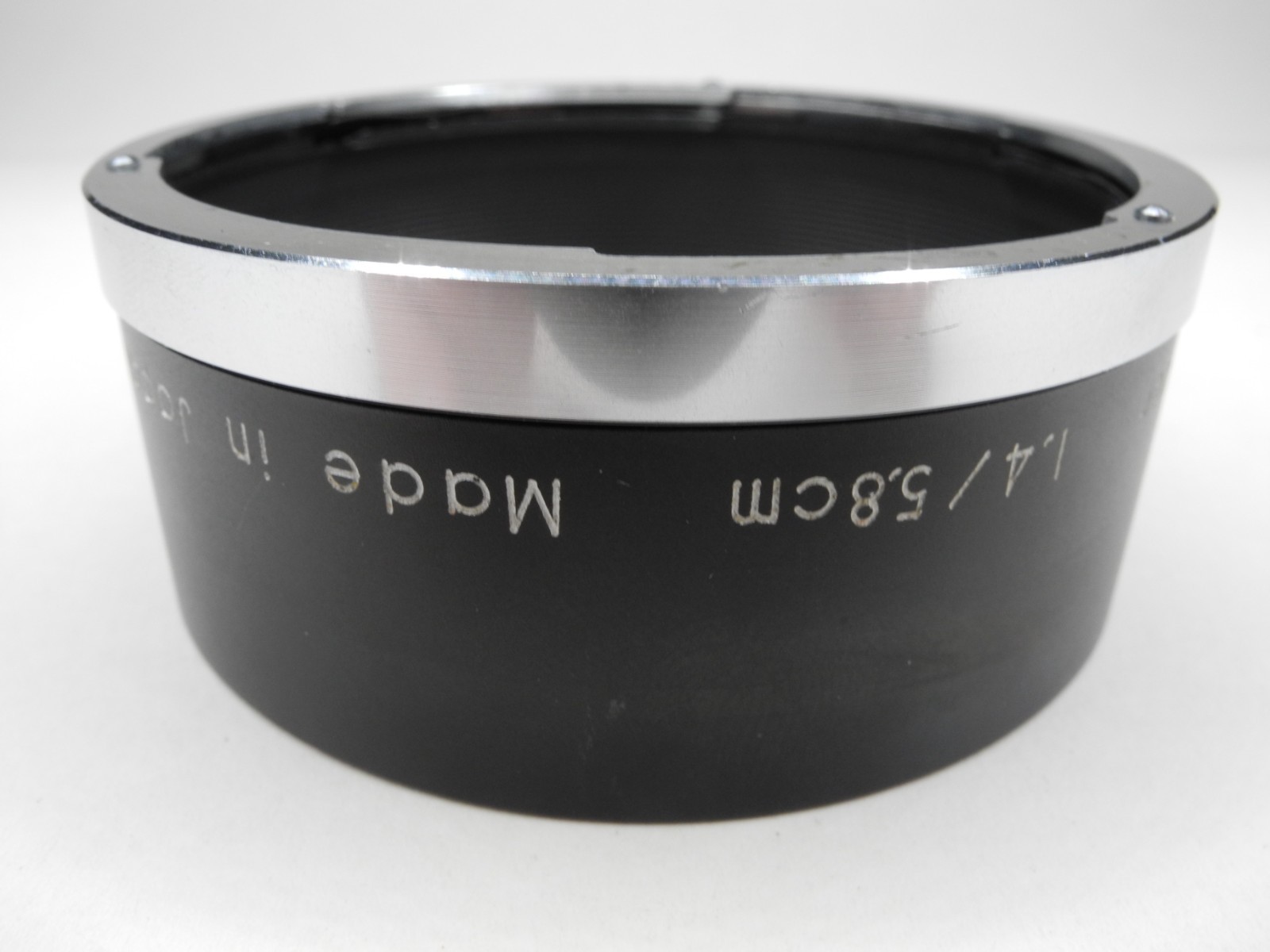 Topcon Twist On Camera Lens Hood For RE. Auto Topcor 5.8cm 58mm f/1.4 (62mm)