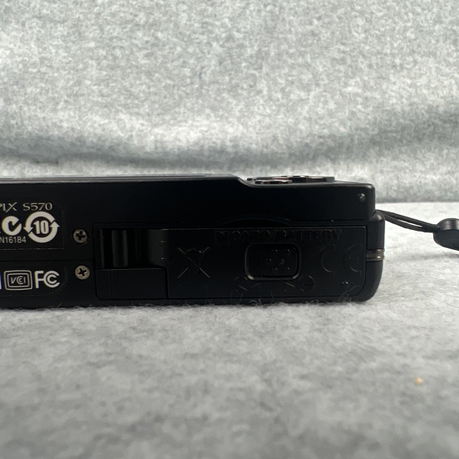 Nikon COOLPIX S570 12MP Digital Camera Tested Working Battery Charger SD Card