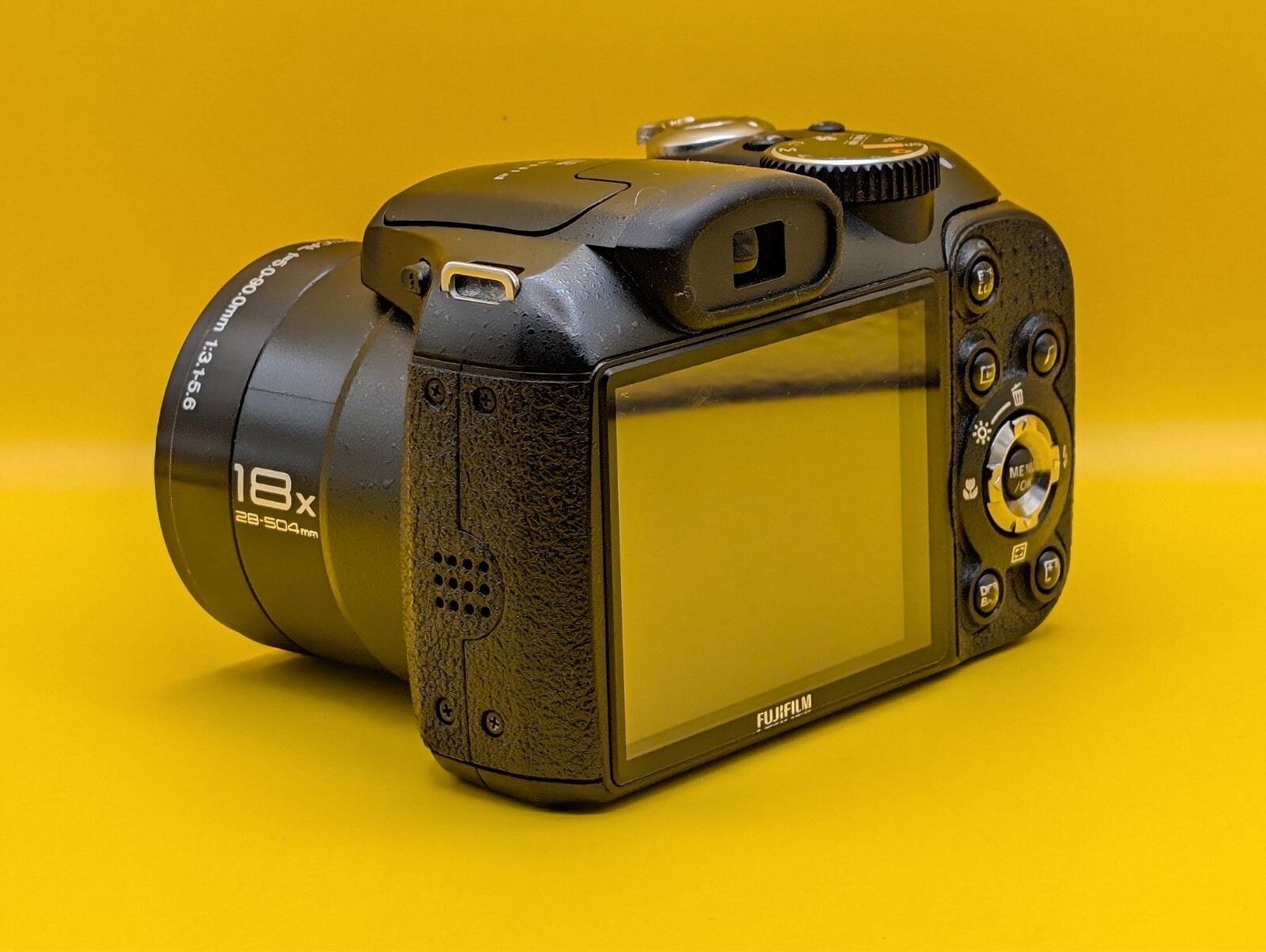 Fujifilm FinePix S2950 14mp