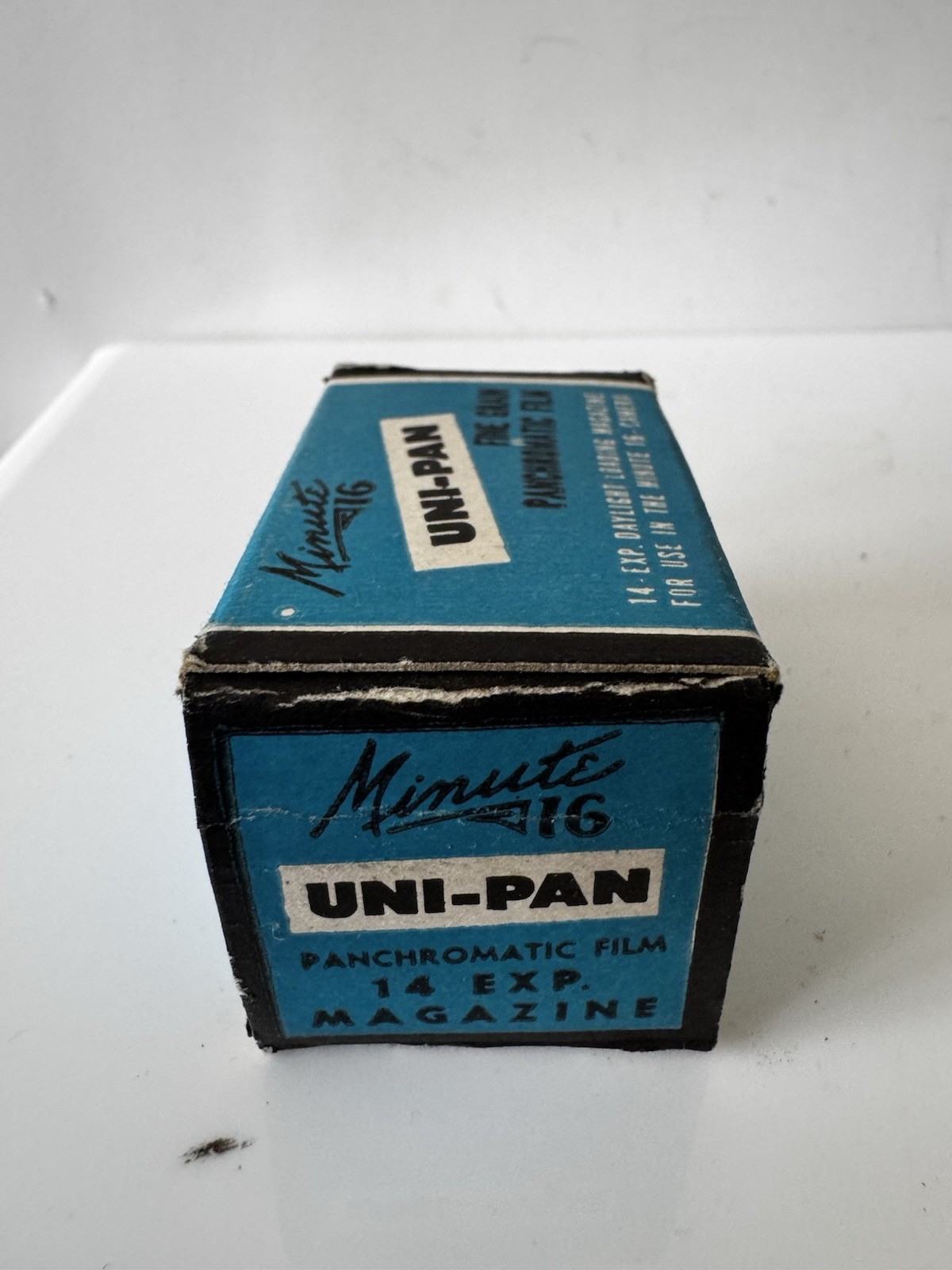 1950’s Universal Minute-16 Mini Spy Camera w 2 Rolls Uni-Pan Film Untested As-Is