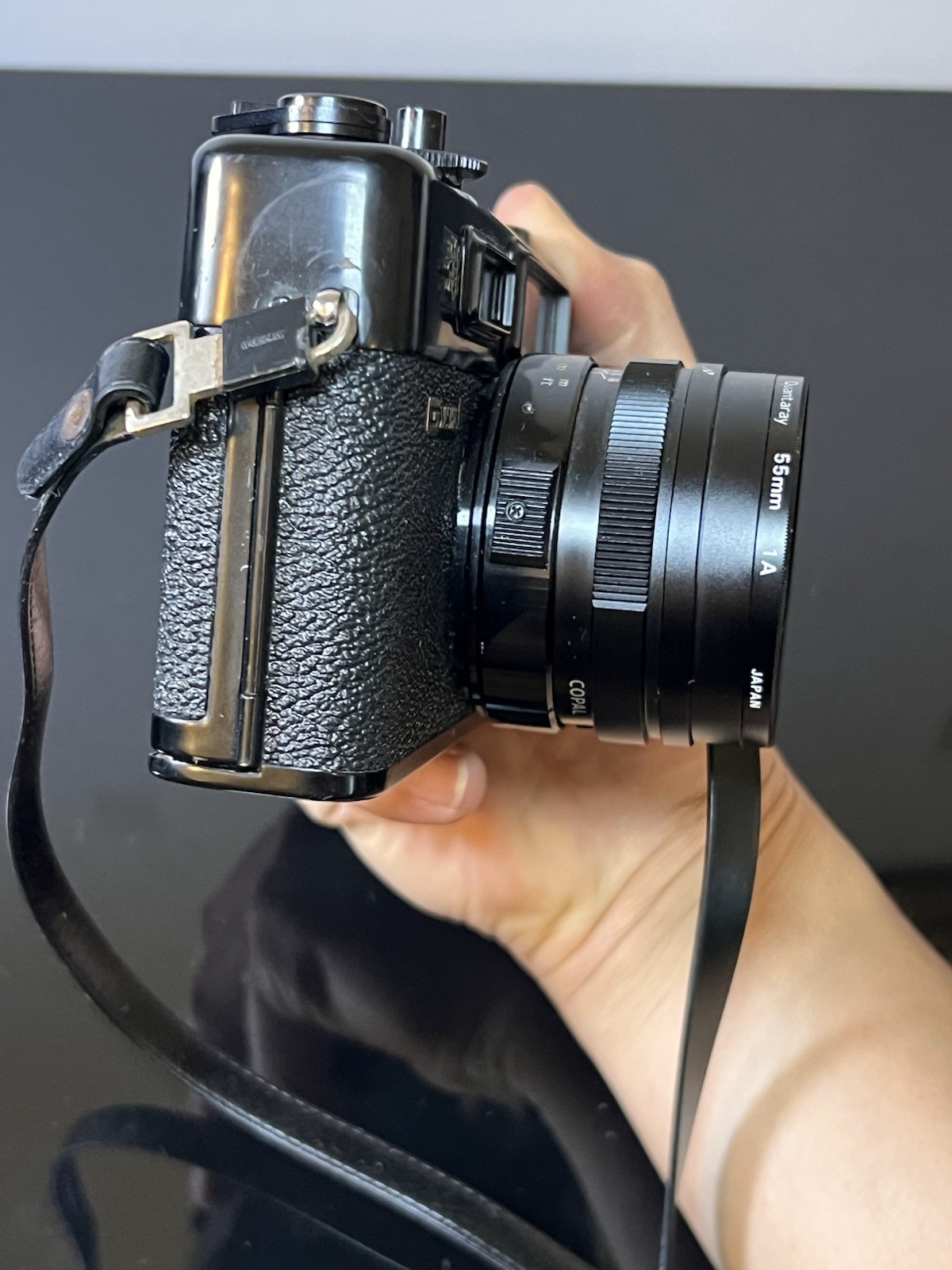 NEAR MINT Yashica Electro 35 GT 35mm Rangefinder Film Camera Black w/ 45mm f/1.7