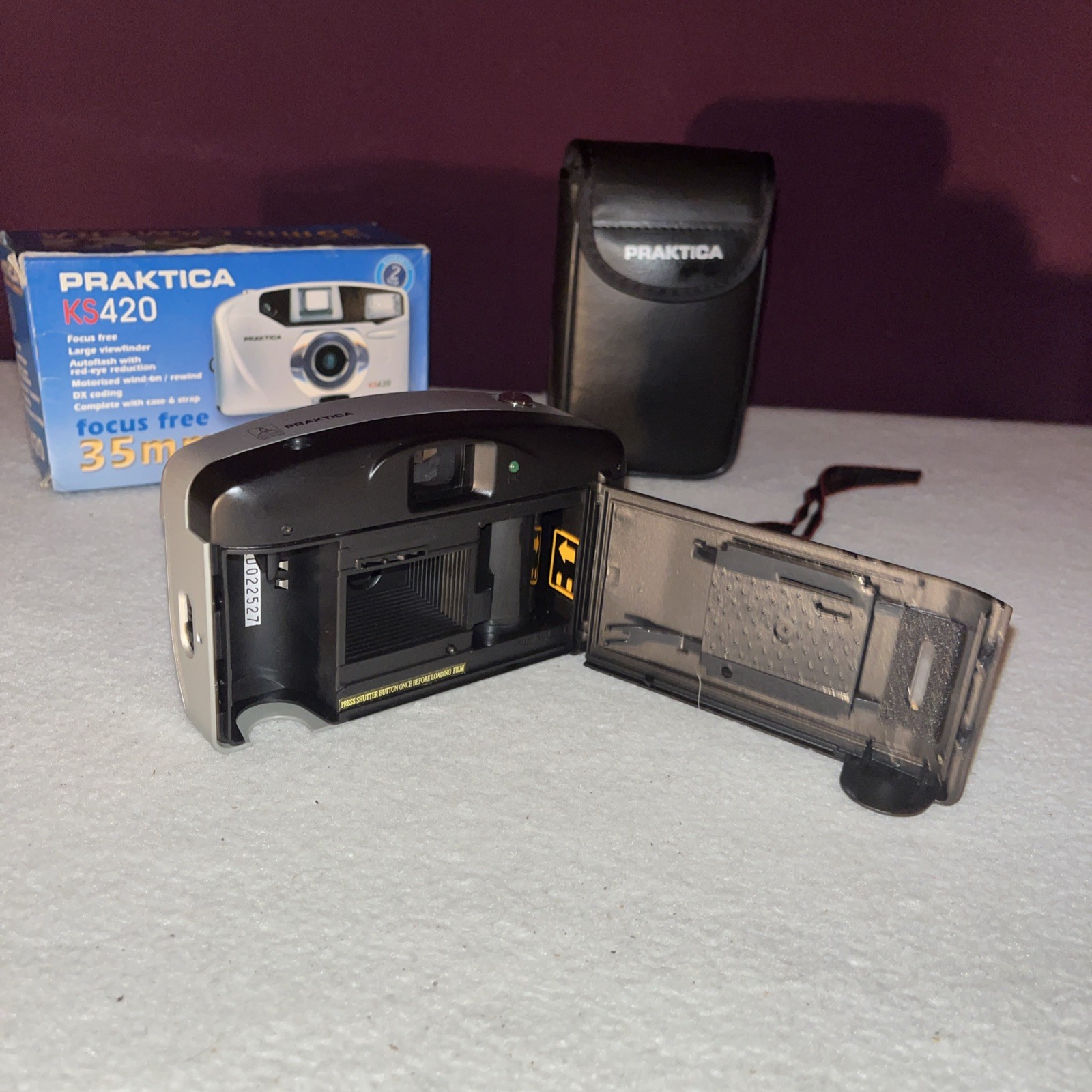 Praktica KS420 Focus Free 35mm Film Camera – Never Used With Case