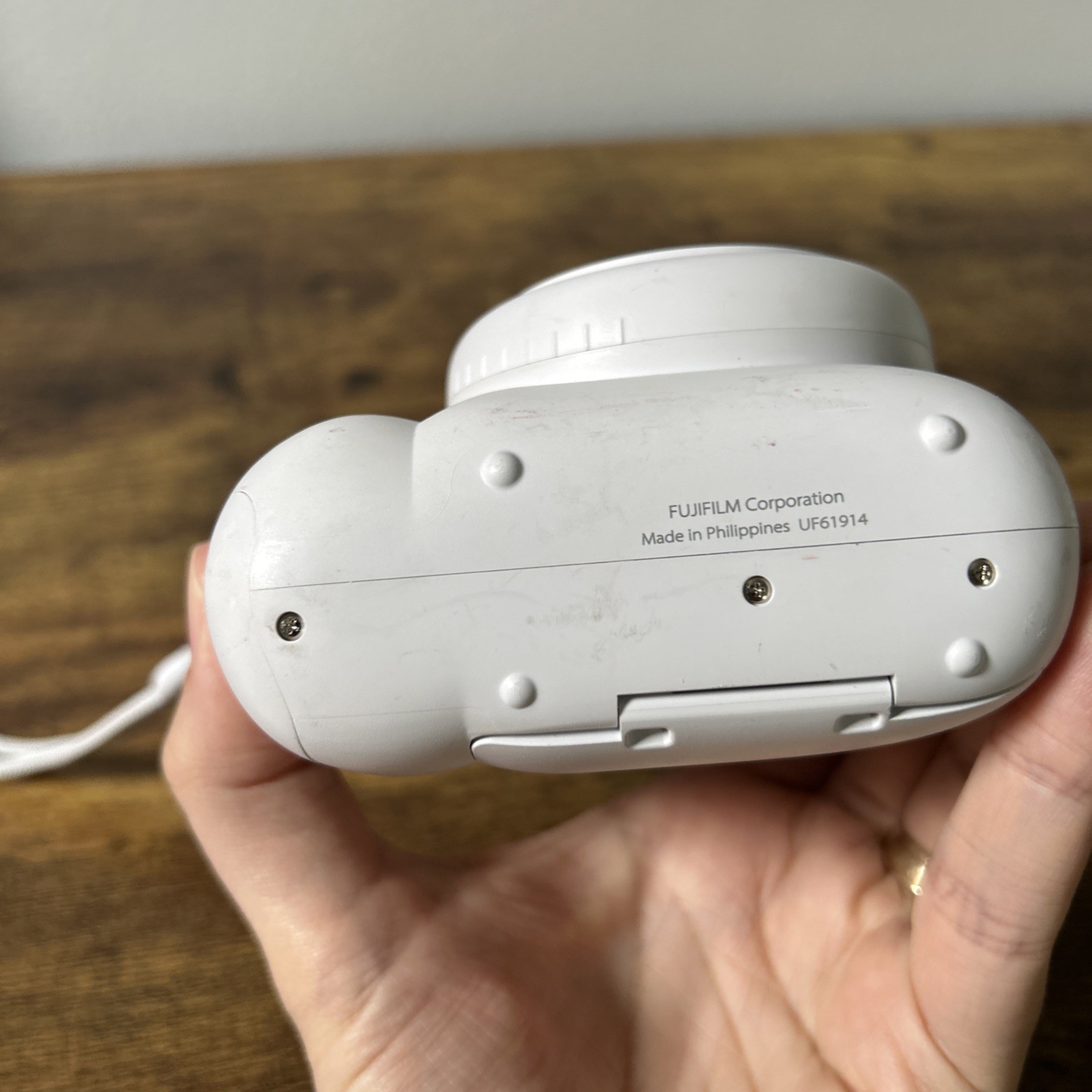 Fujifilm Instax Mini 12 Instant Camera Clay White – Tested Working